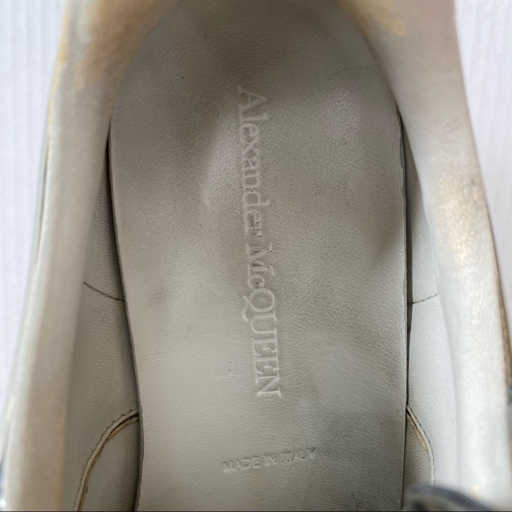 Alexander McQueen Oversized Sneakers - Picture 4 of 15